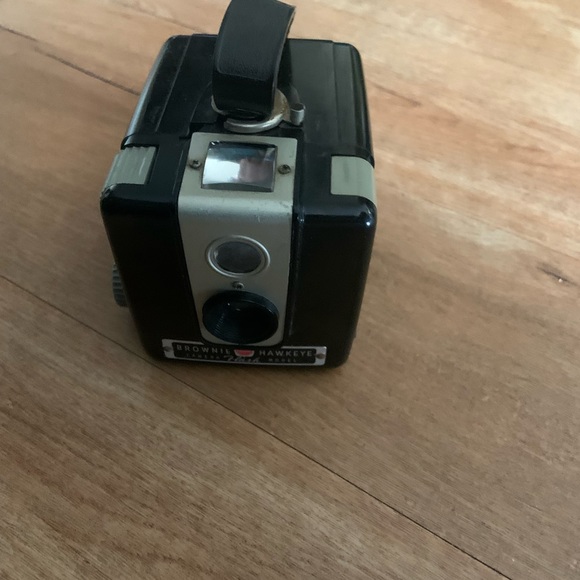 Kodak Camera Brownie Hawkeye flash model. Takes 620 film. - Picture 9 of 13